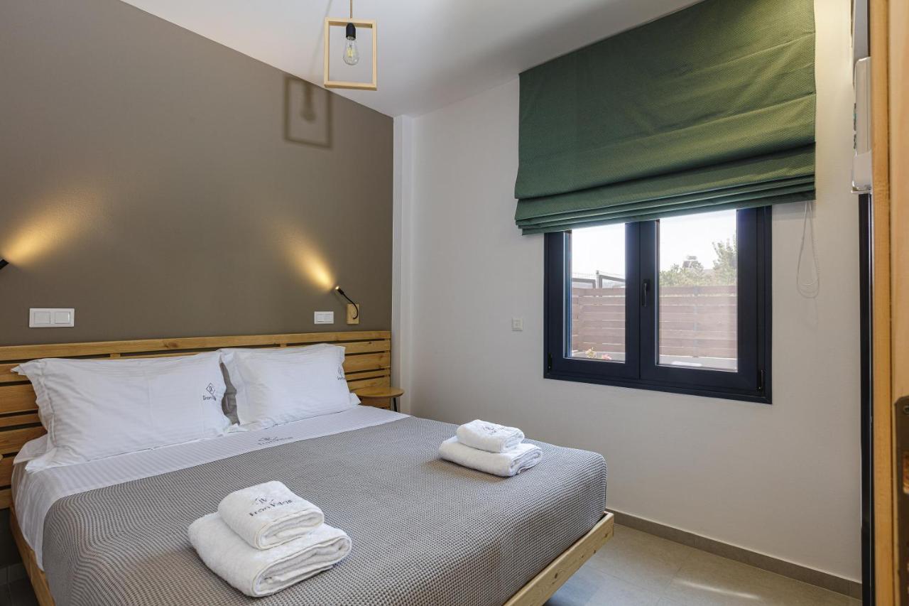 Iron Villas - Nefeli & Oniros Pangalochori Екстер'єр фото